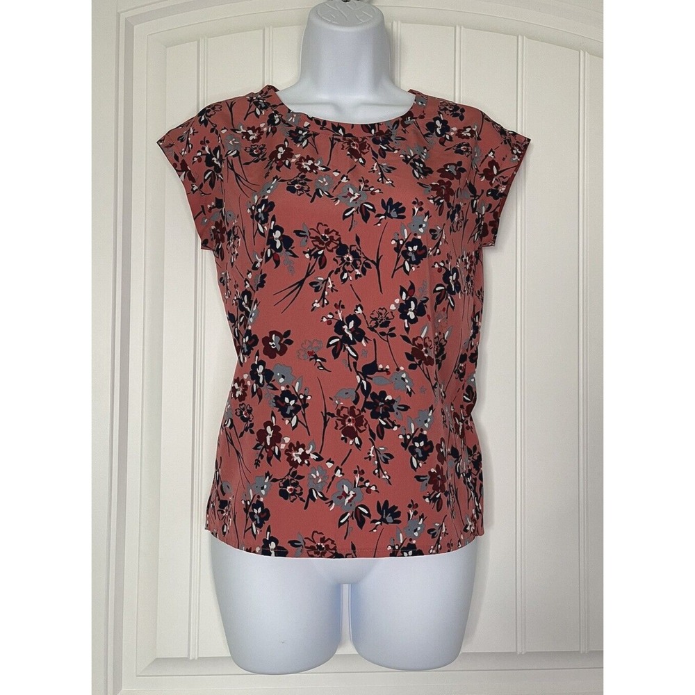Abercrombie & Fitch Womens Pink Floral Lightweight Top Blouse Sz XS Keyhole Back